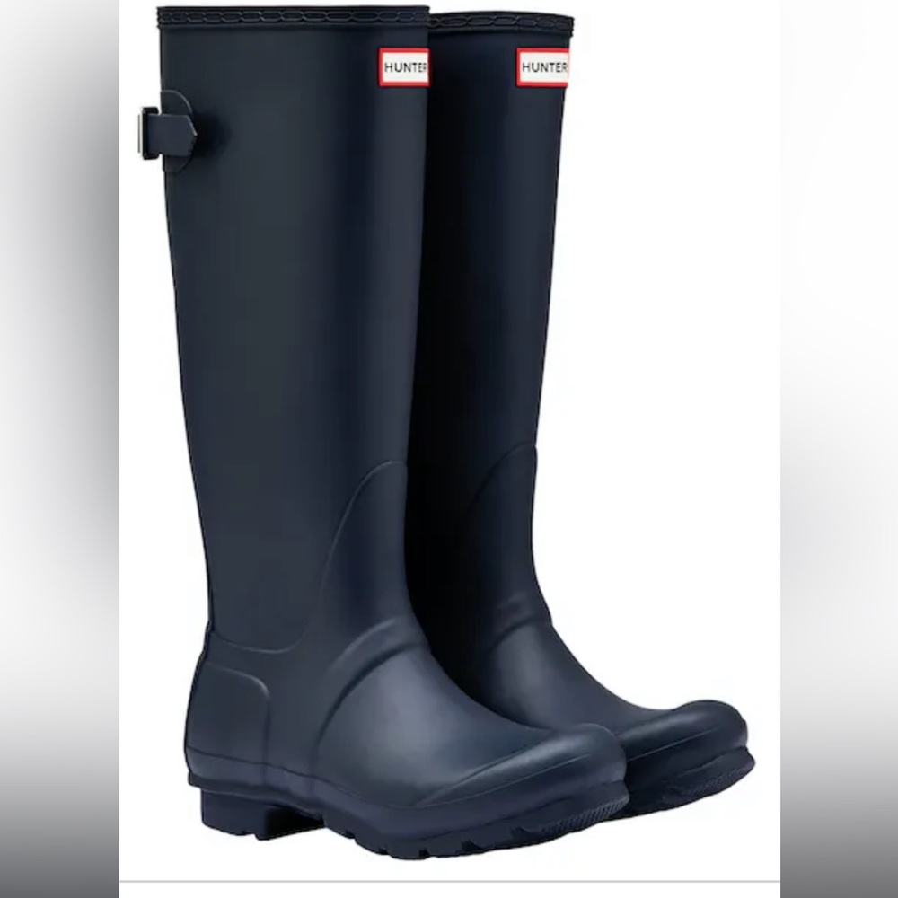 Like new- tall navy hunter boots